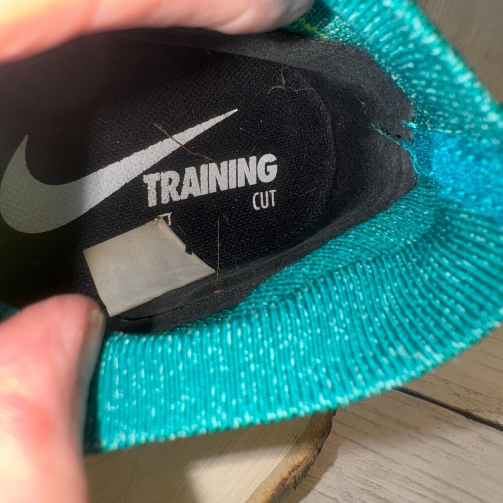 NIKE FREE TRAIN FORCE FLYKNIT Men Size 11.5 Green Training Sneaker 833275-313 - Picture 10 of 12